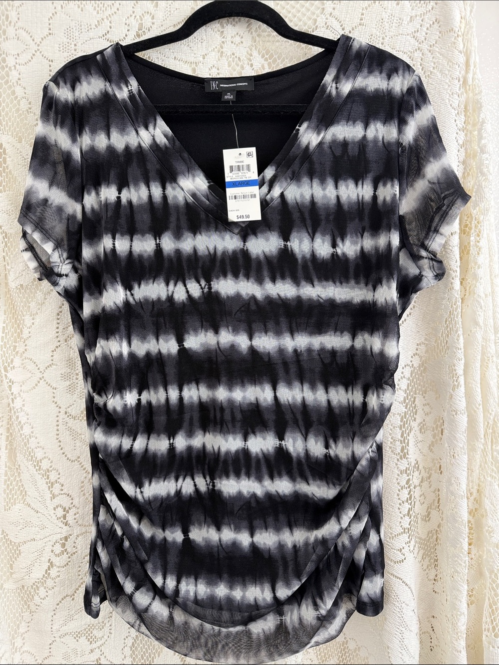 INC International Concepts Black & White Tie-Dye V-Neck Short Sleeve Top